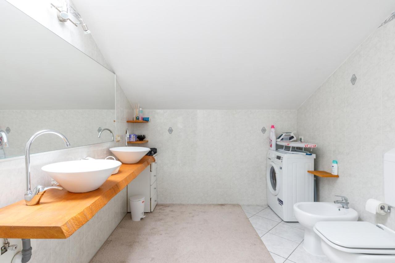 Elly'S Home Parcheggio Privato ラヴェンナ エクステリア 写真