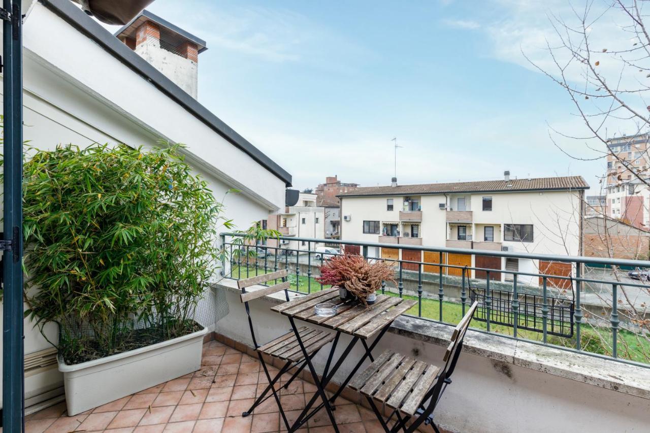 Elly'S Home Parcheggio Privato ラヴェンナ エクステリア 写真